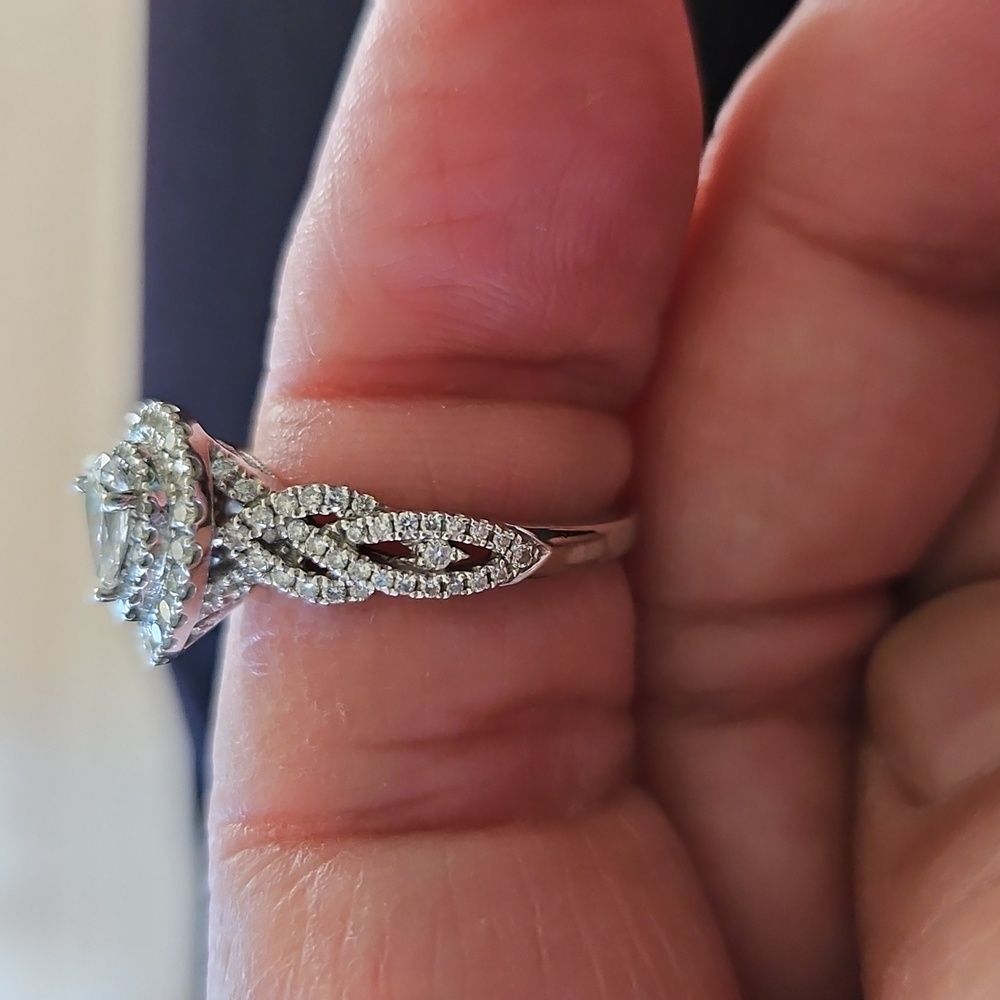 Neil Lane Engagement Ring - Picture 3 of 10